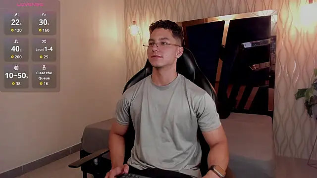 Noah Clarkk online show from March 9, 5:29 pm