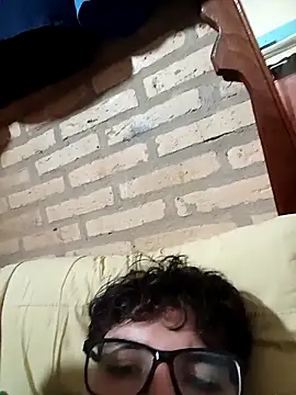 tu mejor amiguito online show from December 22, 5:32 pm