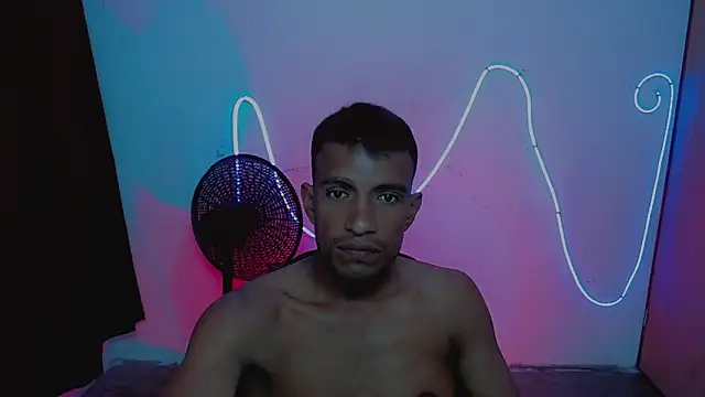 Yeison 777  online show from December 21, 3:58 am