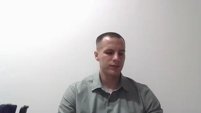 makeyousquirt123456 online show from December 21, 4:15 pm