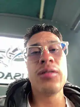 Latin Paisa Boy online show from April 15, 5:24 pm