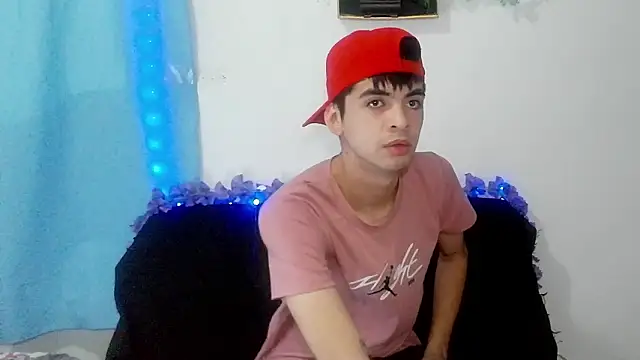 nico22love online show from February 5, 12:34 pm