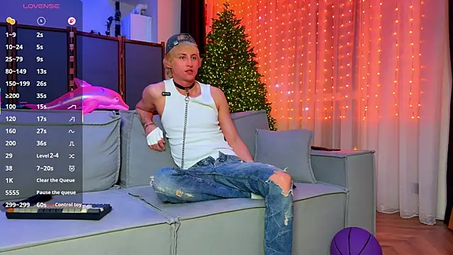 LionBitchkovsky online show from February 10, 4:01 pm