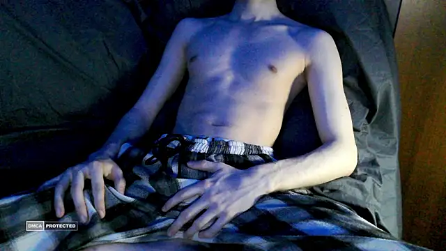 Sauntper online show from February 8, 9:30 pm