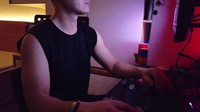 OnlyHand9x online show from July 23, 4:37 pm