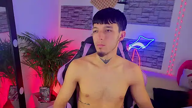 dark rosse online show from February 6, 3:58 am