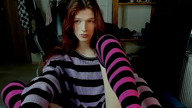 iceseeker2 online show from April 13, 6:03 am