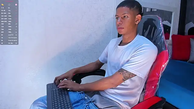  erick j online show from February 4, 8:48 pm