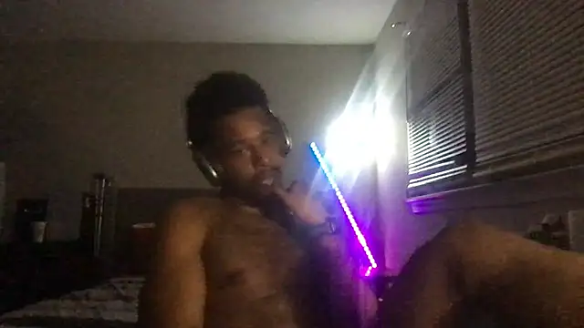 Hollywoodsexx online show from January 10, 2:39 am
