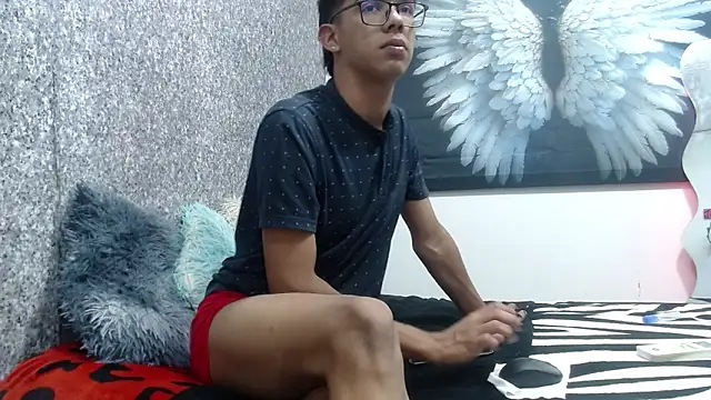 edi stwix18 online show from January 10, 8:44 pm