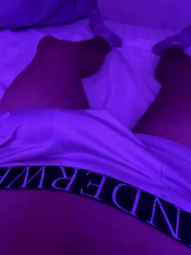 goodboys1304 online show from January 9, 7:30 pm