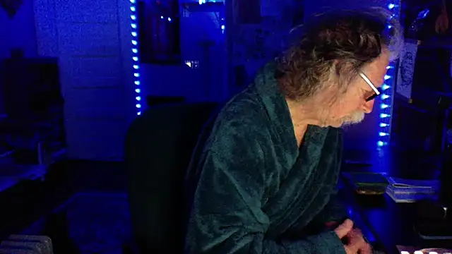 LickYourYoni online show from March 27, 9:43 am