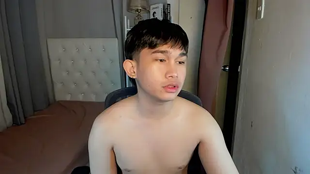 davincihugecock online show from February 20, 9:16 pm