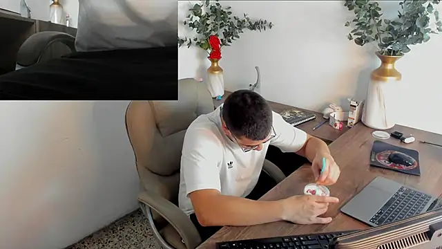 Jay Grip online show from February 17, 8:08 pm