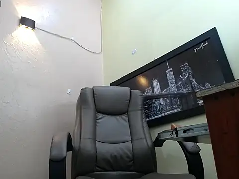 Oswalldo   online show from February 20, 11:23 am