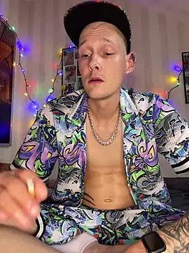 Donaldduck0069 online show from June 18, 7:19 pm