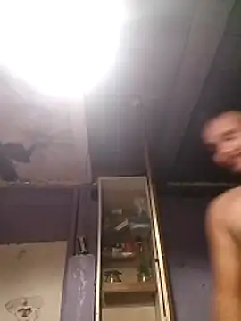 Guanatos13 online show from February 7, 7:15 am