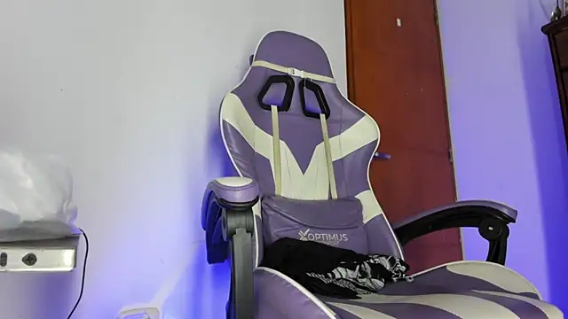 Yankees xxx online show from April 11, 12:31 pm