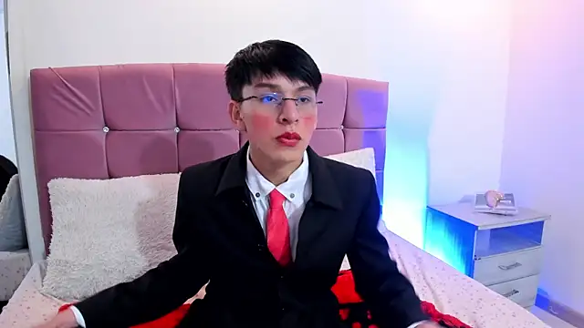 Alexander Collinss online show from February 28, 3:27 am