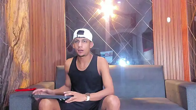 ALEX KEITH26 online show from January 18, 12:40 pm