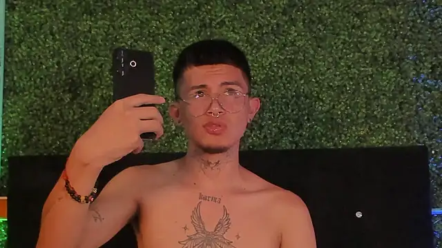 Star blaze online show from March 14, 7:32 pm