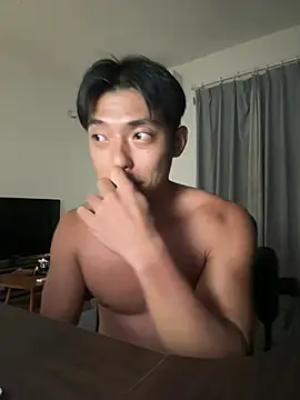 Yooo17 online show from July 4, 3:48 pm