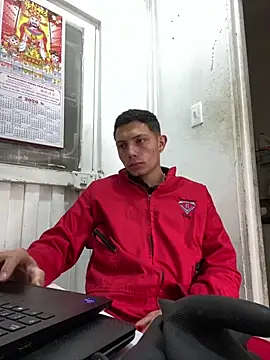 santiObrero online show from February 21, 3:35 pm