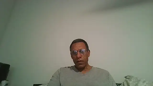 swimmer2496 online show from January 18, 9:11 am