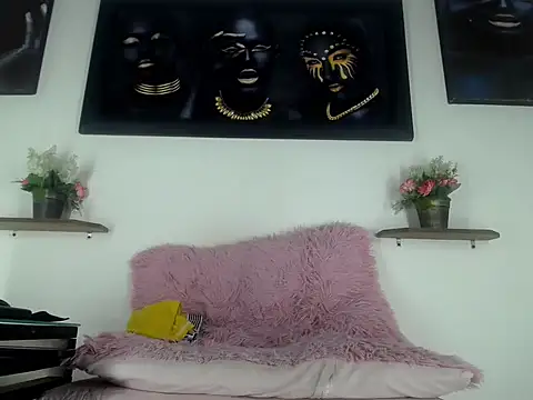 Tatoo Noah online show from March 9, 1:27 pm