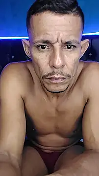 juanmaur22 online show from February 5, 10:00 am