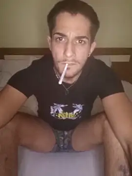 Madalin1bi1 online show from February 13, 11:43 pm