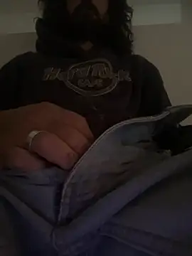 Pitthott11 online show from April 27, 10:01 am