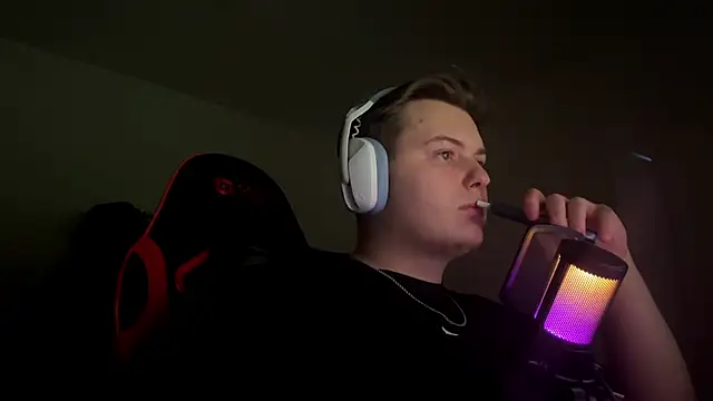 6horyn9 online show from January 18, 9:50 pm