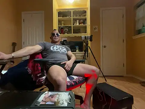 daddydonkey84 online show from July 2, 4:51 am