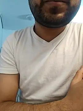 iamsuofficial online show from March 25, 9:30 pm