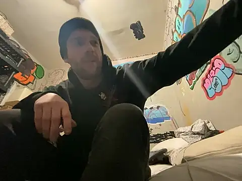 gothboiplzty online show from February 24, 11:27 pm