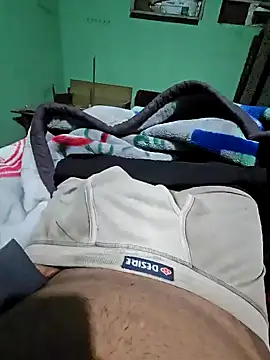 ItsBull88 online show from February 4, 8:26 pm