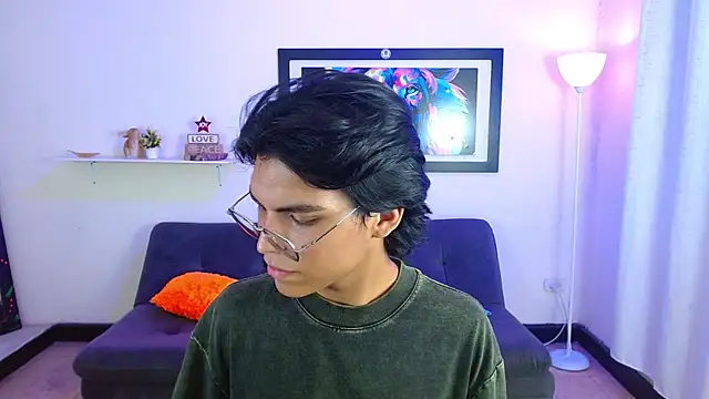 Maecum18 online show from March 7, 9:34 pm