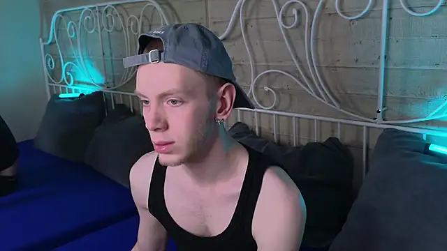 ZidNevil online show from February 11, 8:25 pm