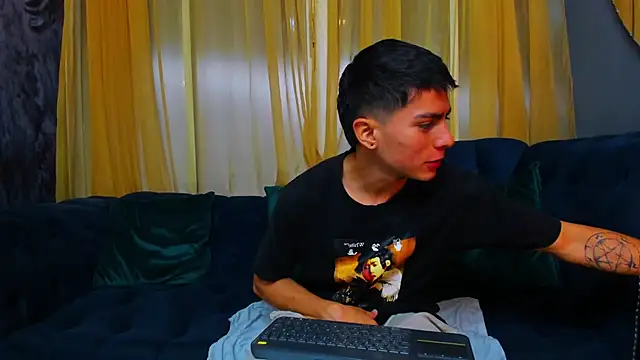 Aron pulse online show from February 16, 1:20 pm