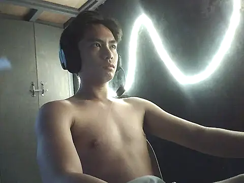 Guy nextdoor69 online show from July 19, 2:06 am