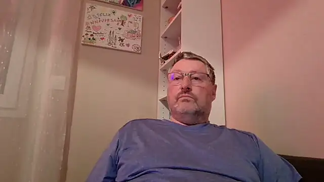 doudou310 online show from February 28, 4:55 am