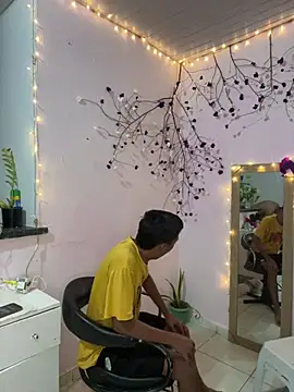 Loaisn online show from February 19, 2:41 am