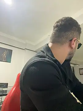 darKKing075441 online show from March 11, 5:53 pm