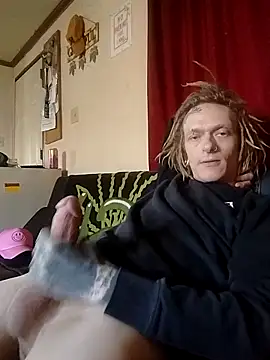 Versaceballsack online show from April 30, 1:29 pm