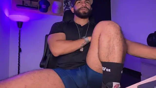 SamDornan51 online show from April 8, 4:57 am