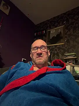 dirtyjaz04 online show from May 7, 3:28 am