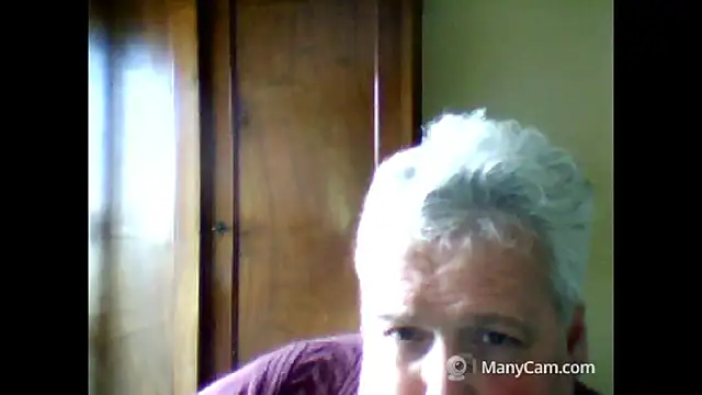 swichcassanesi online show from March 27, 1:34 pm