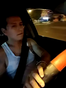 tresporcincoesmimedida online show from February 9, 6:51 am