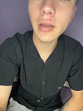 AlexanderCollman2 online show from March 7, 10:40 pm